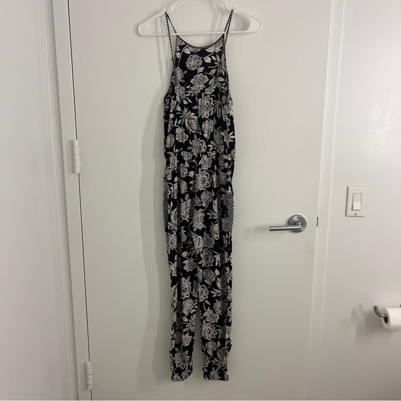 American Eagle Outfitters Pants - AE Black & White Jumpsuit
